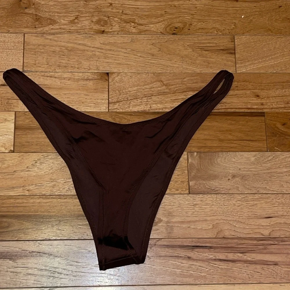 Skims cocoa bikini bottom